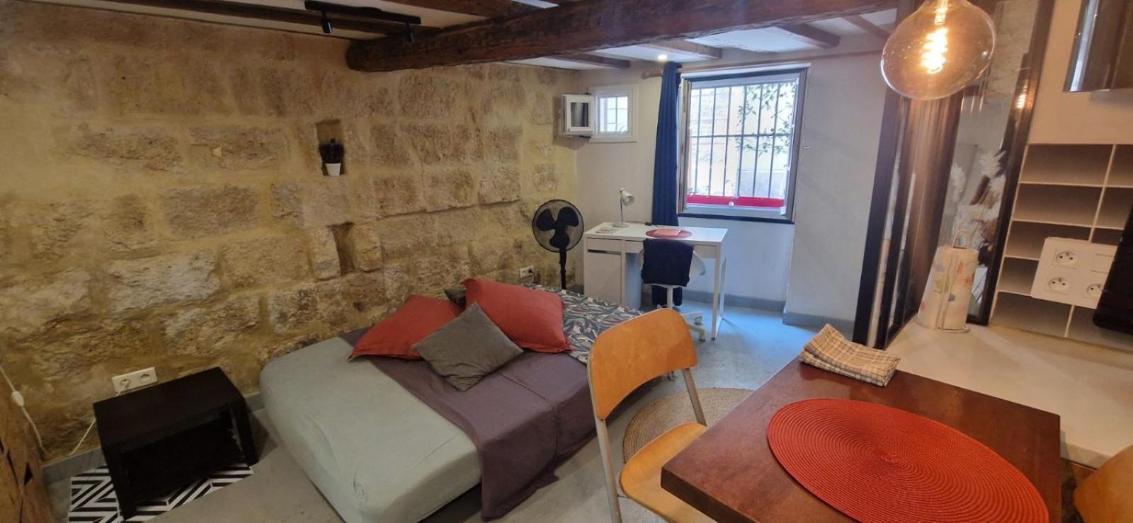 Charmant Studio Ecusson Centre Historique Apartment Montpellier Luaran gambar